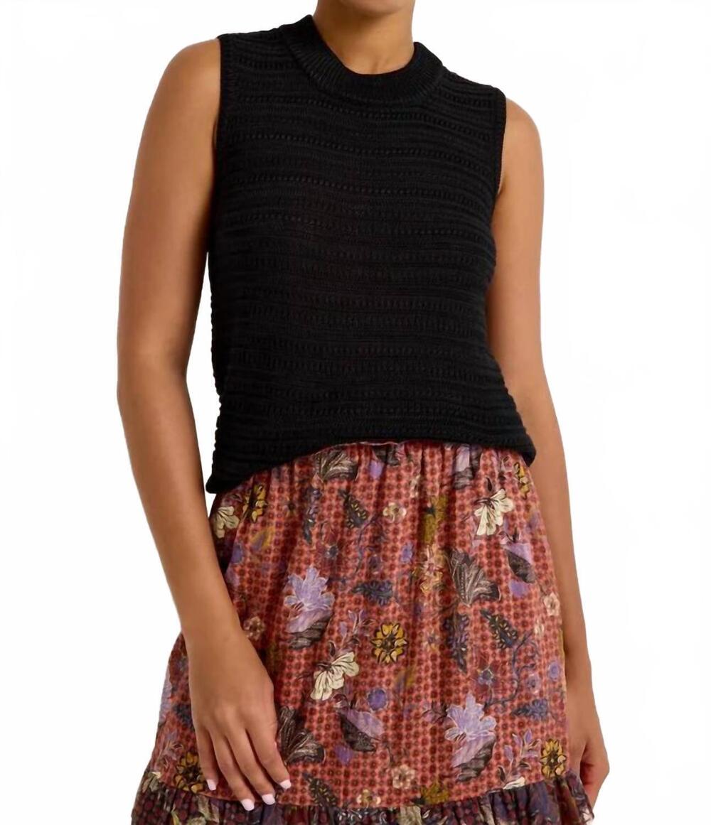 NEW MARIE OLIVER nev top in black